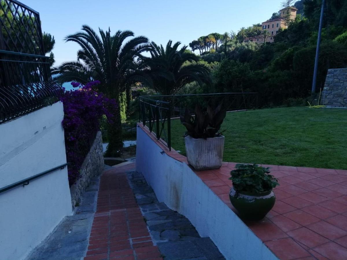 Agriturismo Un Mare Di Fiori Villa Ventimiglia Eksteriør bilde