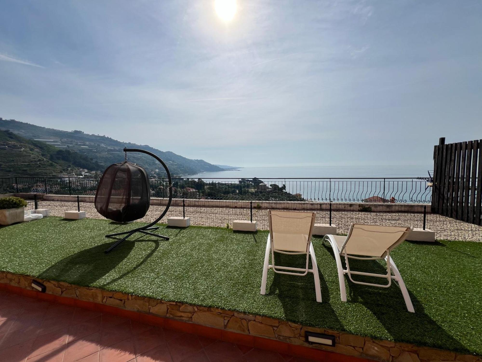 Agriturismo Un Mare Di Fiori Villa Ventimiglia Eksteriør bilde